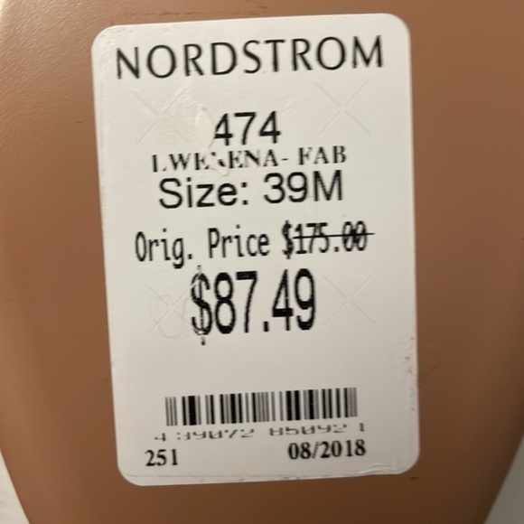 💥NWT Lewit sandals made in Italy - Picture 4 of 4